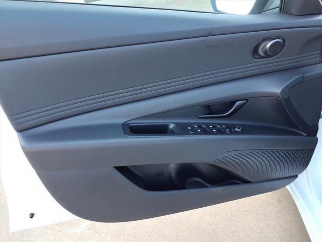 New 2026 Hyundai Elantra Sport FWD image 21