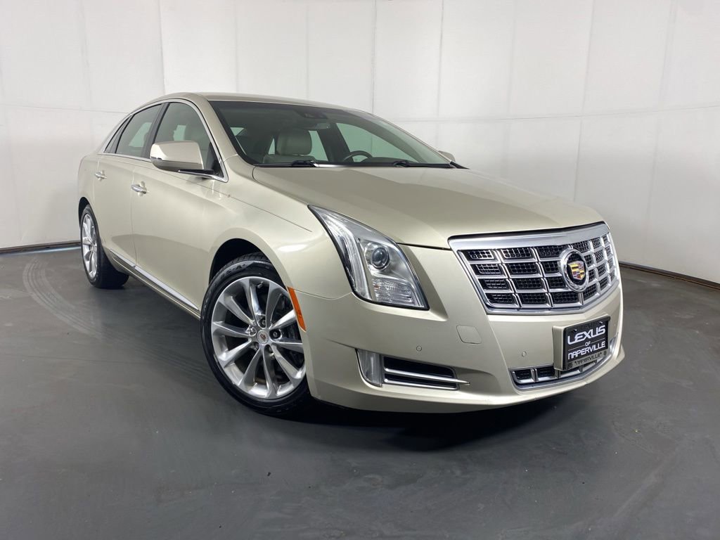Used 2014 Cadillac XTS Luxury w/ Driver Awareness Package AWD/4WD image 4