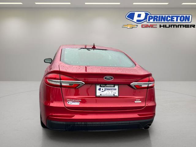 Used 2020 Ford Fusion SE image 5