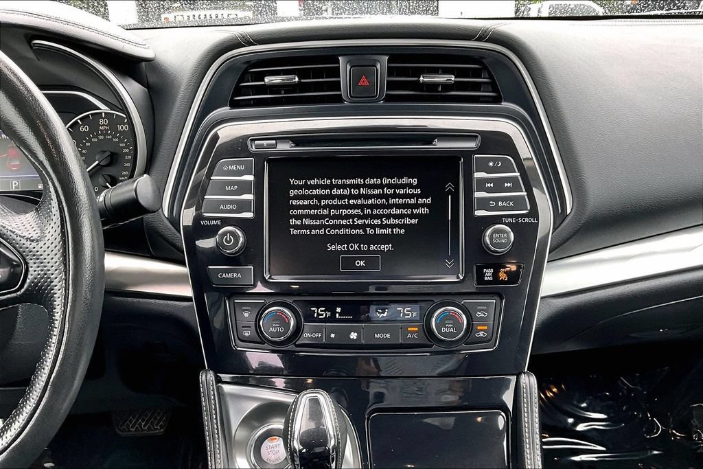 Used 2023 Nissan Maxima SL FWD image 11