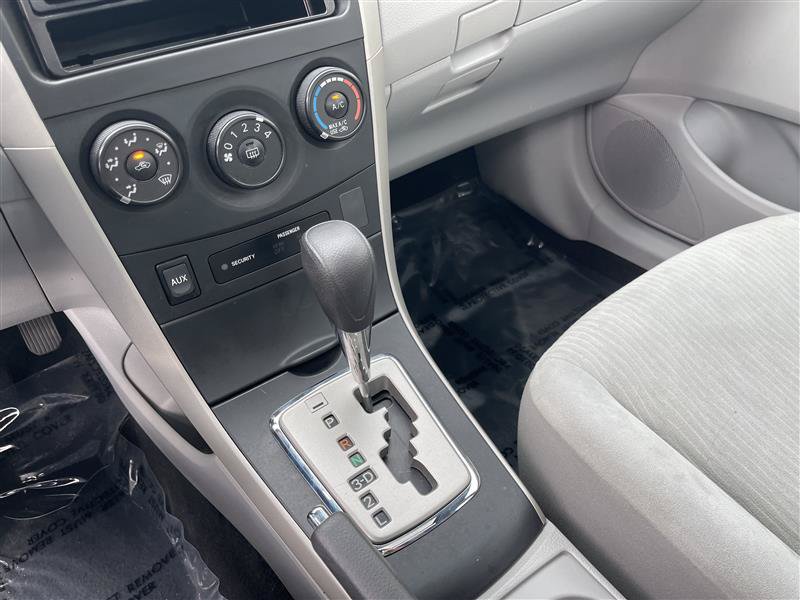 Used 2010 Toyota Corolla LE w/ All Weather Guard Pkg FWD image 31