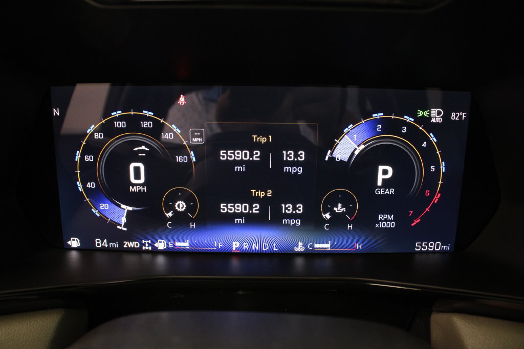 Used 2025 Chevrolet Colorado ZR2 w/ Technology Package AWD/4WD image 10