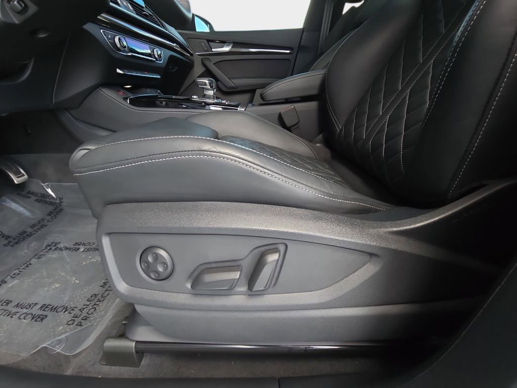 Used 2024 Audi SQ5 Premium Plus w/ S Sport Package image 27
