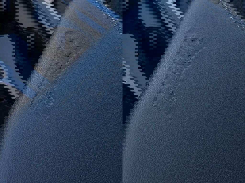 New 2026 Ford F250 Lariat w/ Black Appearance Package image 44