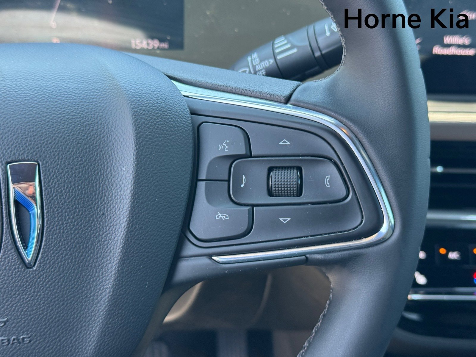 Used 2025 Buick Envista Avenir FWD image 20