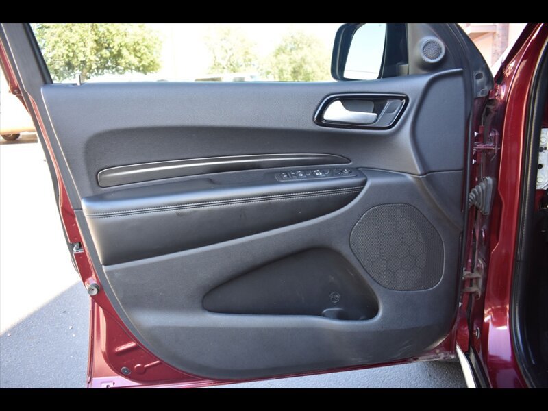 Used 2023 Dodge Durango SXT Launch Edition RWD image 17