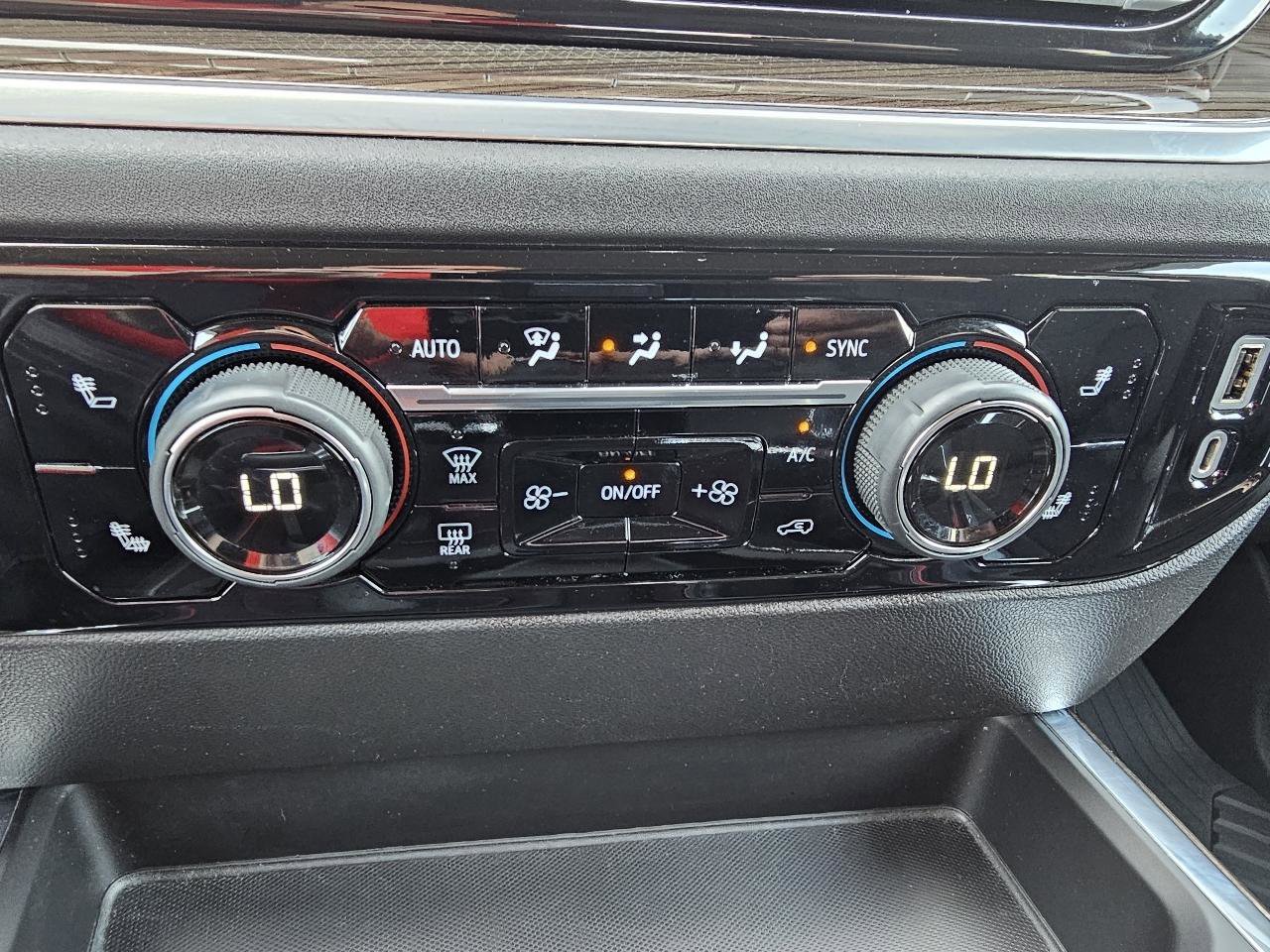 Used 2022 Chevrolet Silverado 1500 LT AWD/4WD image 28