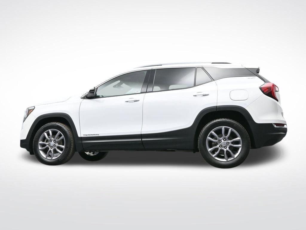 Certified 2022 GMC Terrain SLT image 24