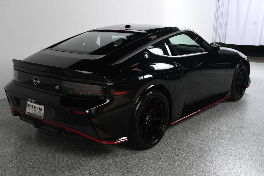 Used 2025 Nissan Z NISMO w/ Floor Mat Package RWD image 9