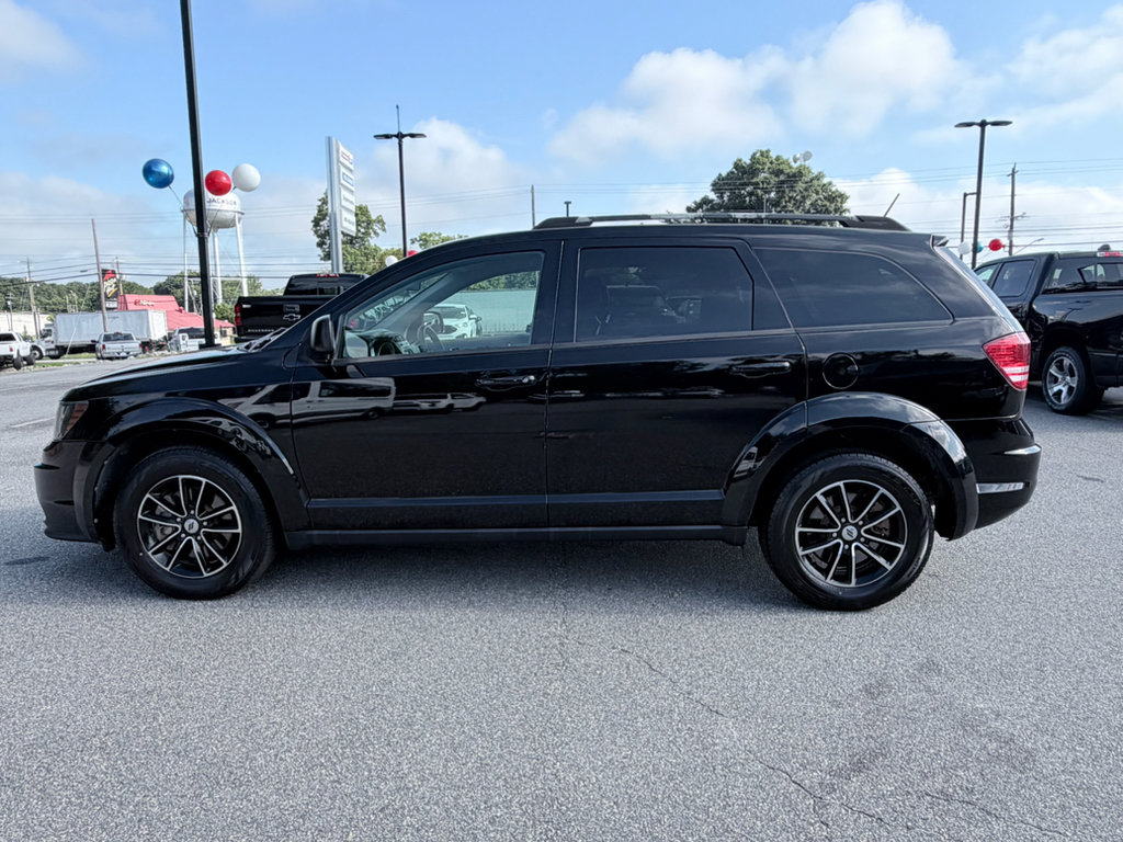Used 2018 Dodge Journey SE w/ Blacktop Package FWD image 5