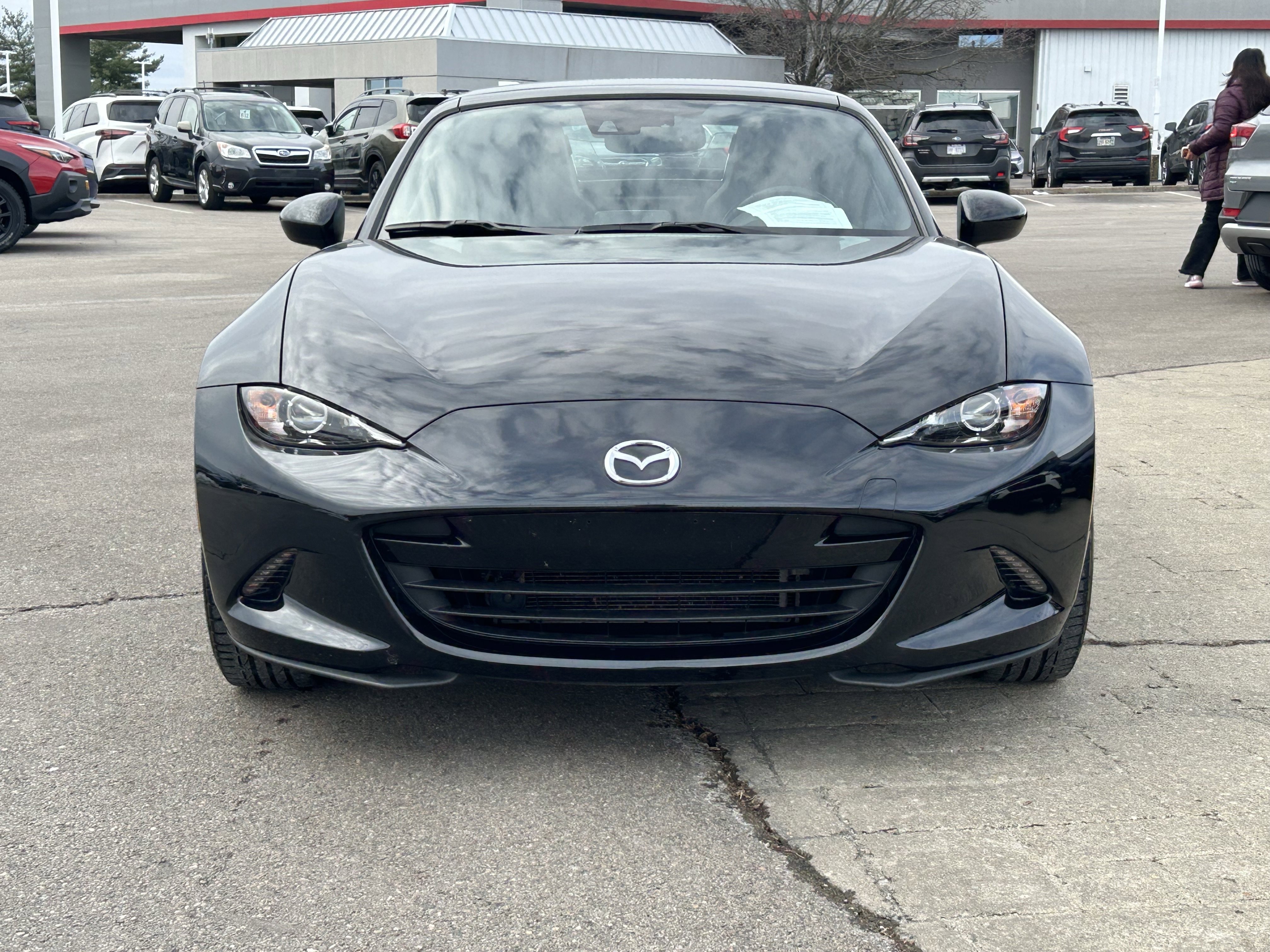 Used 2017 MAZDA MX-5 Miata RF Grand Touring image 2