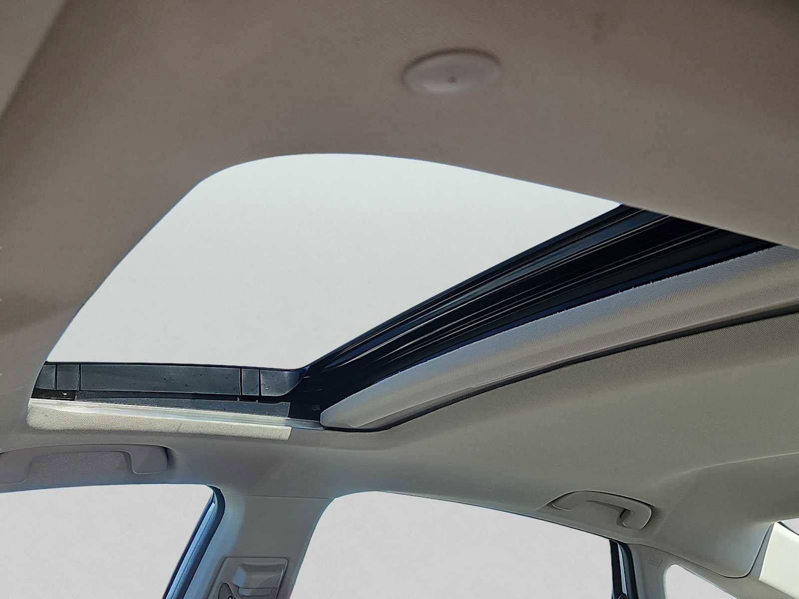 Certified 2025 Honda Accord SE image 14