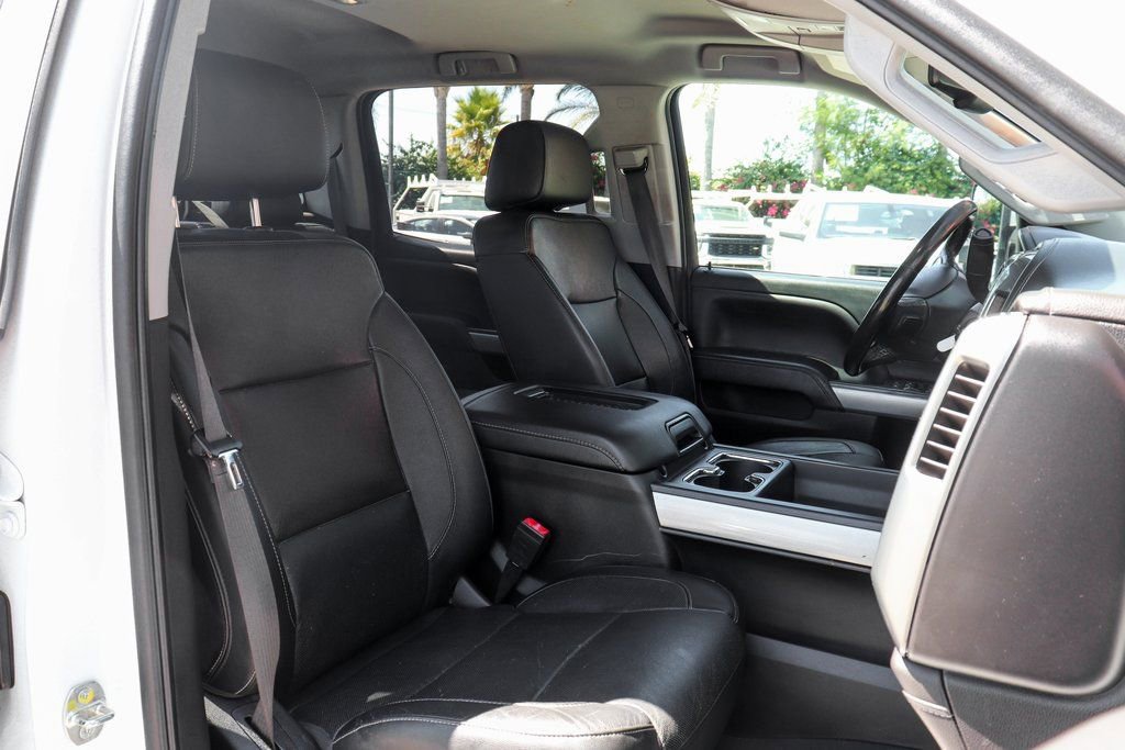 Used 2019 Chevrolet Silverado 2500 LTZ w/ Duramax Plus Package image 41