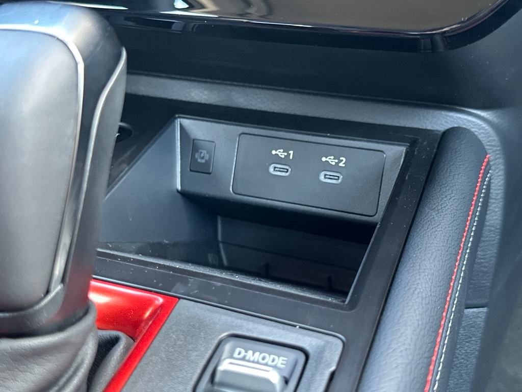 New 2025 Nissan Kicks SR image 24