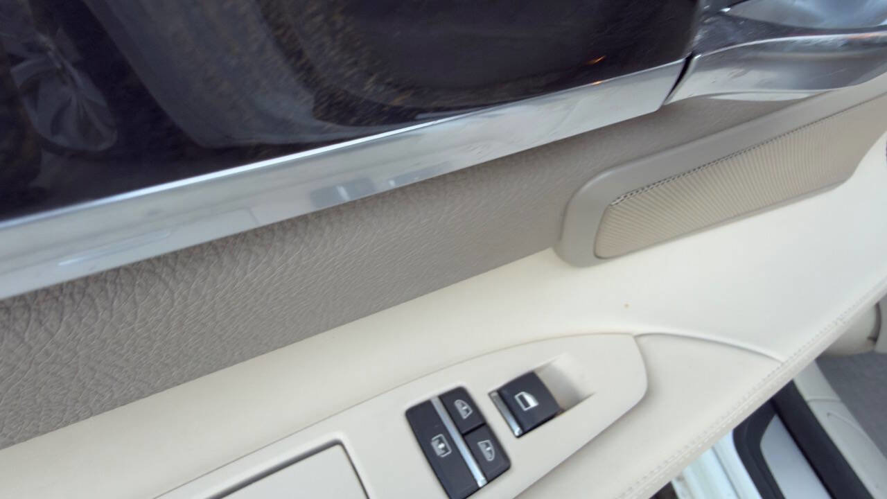 Used 2009 BMW 750Li image 27