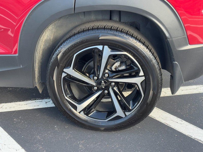 Used 2021 Chevrolet TrailBlazer RS w/ Sun and Liftgate Package image 7