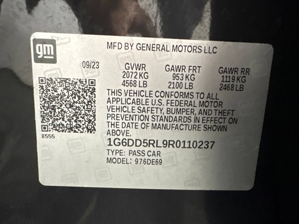 Used 2024 Cadillac CT4 V w/ Navigation Package RWD image 33