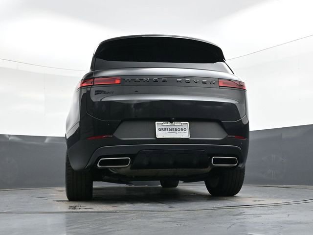 Used 2024 Land Rover Range Rover Sport SE image 32