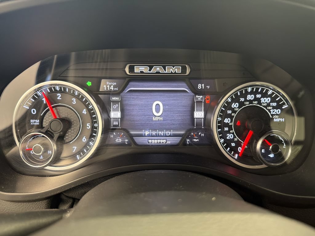 Used 2019 RAM 1500 Laramie AWD/4WD image 34