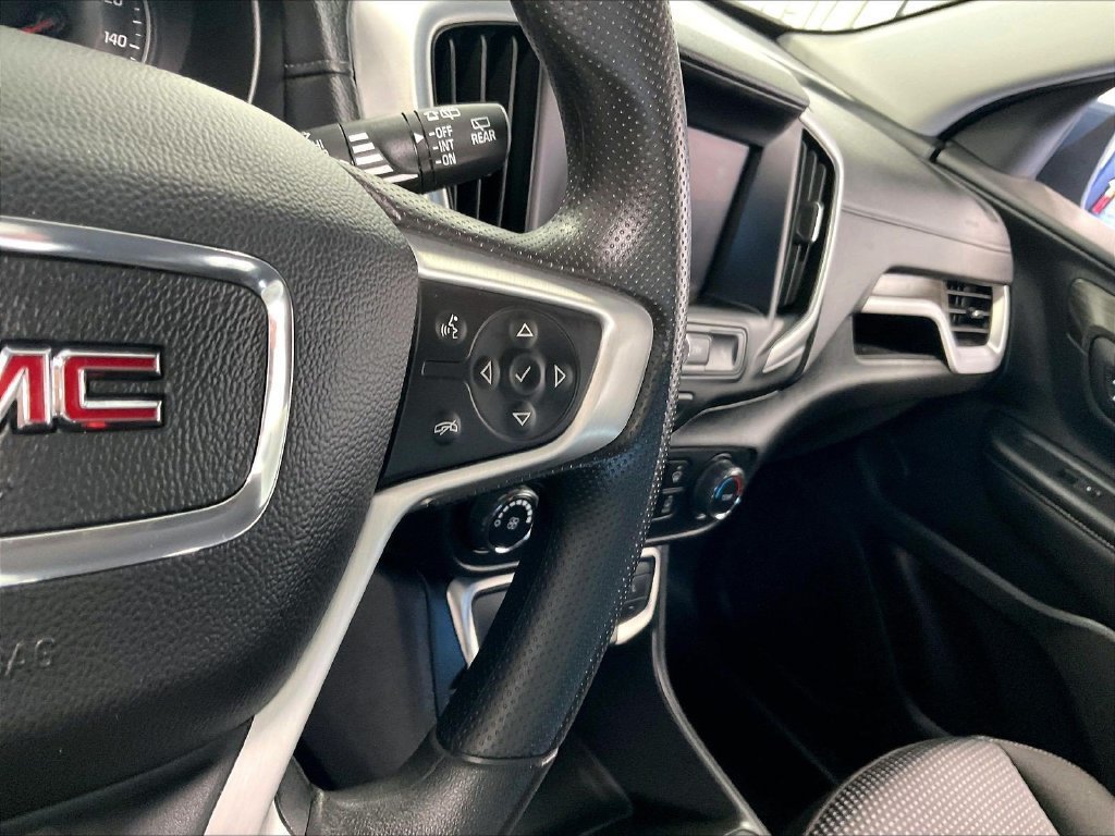 Used 2024 GMC Terrain SLE AWD/4WD image 24