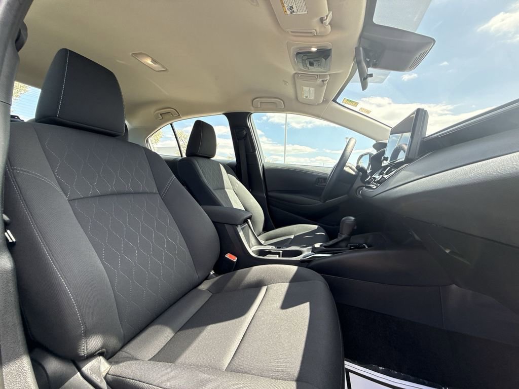 Used 2024 Toyota Corolla LE FWD image 25