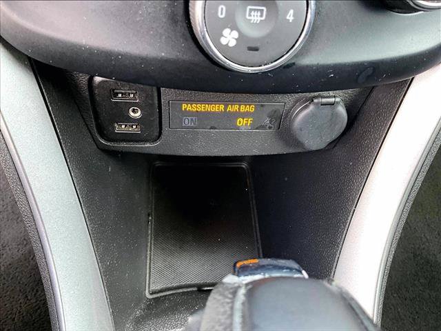 Used 2020 Chevrolet Trax LS FWD image 28