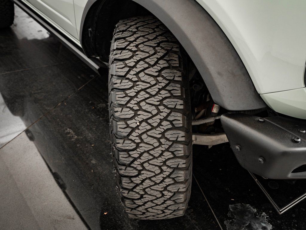 Used 2021 Ford Bronco Black Diamond image 54