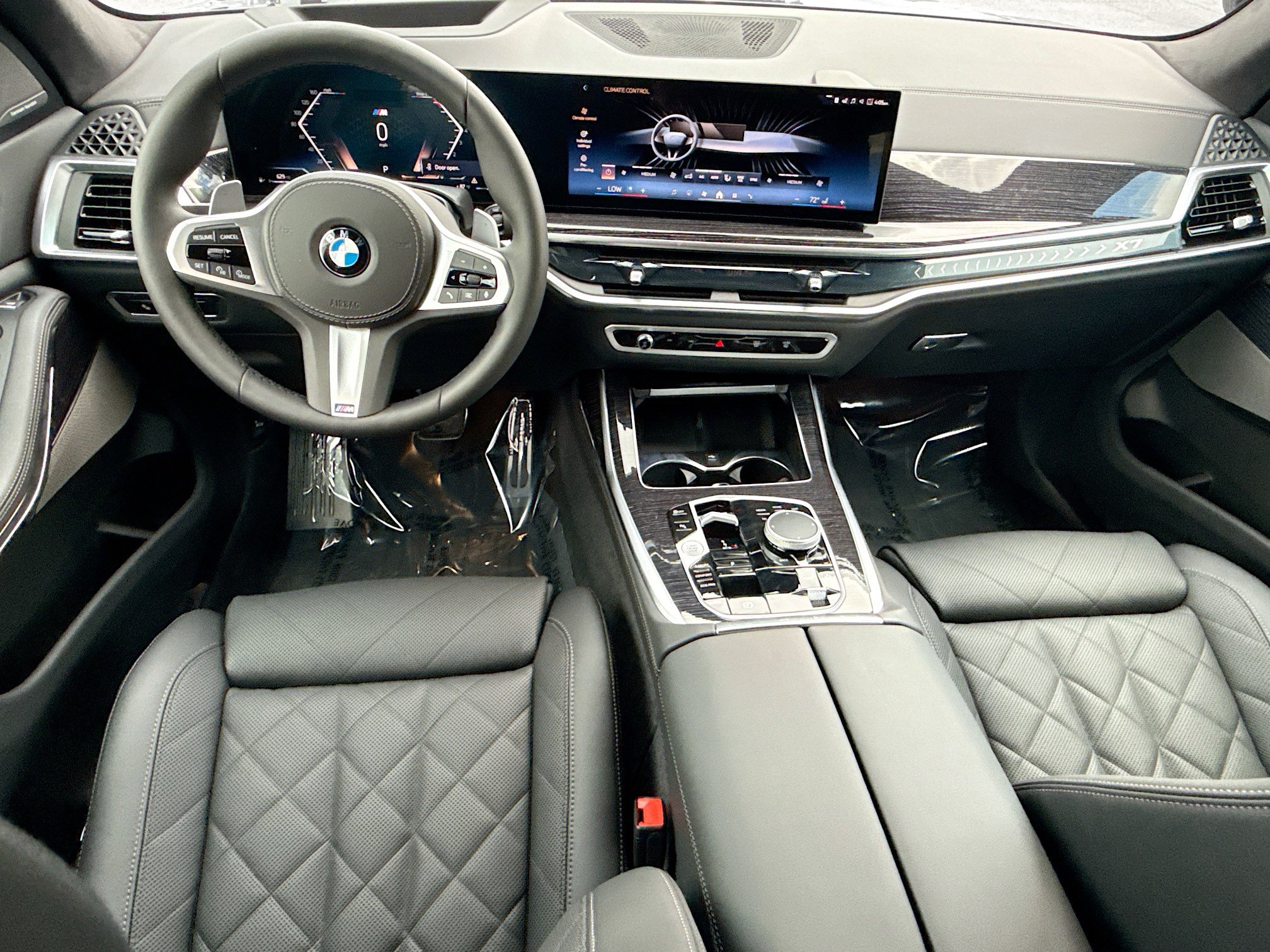 New 2027 BMW X7 xDrive40i w/ M Sport Package AWD/4WD image 16