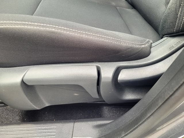 Used 2023 Nissan Rogue S FWD image 14