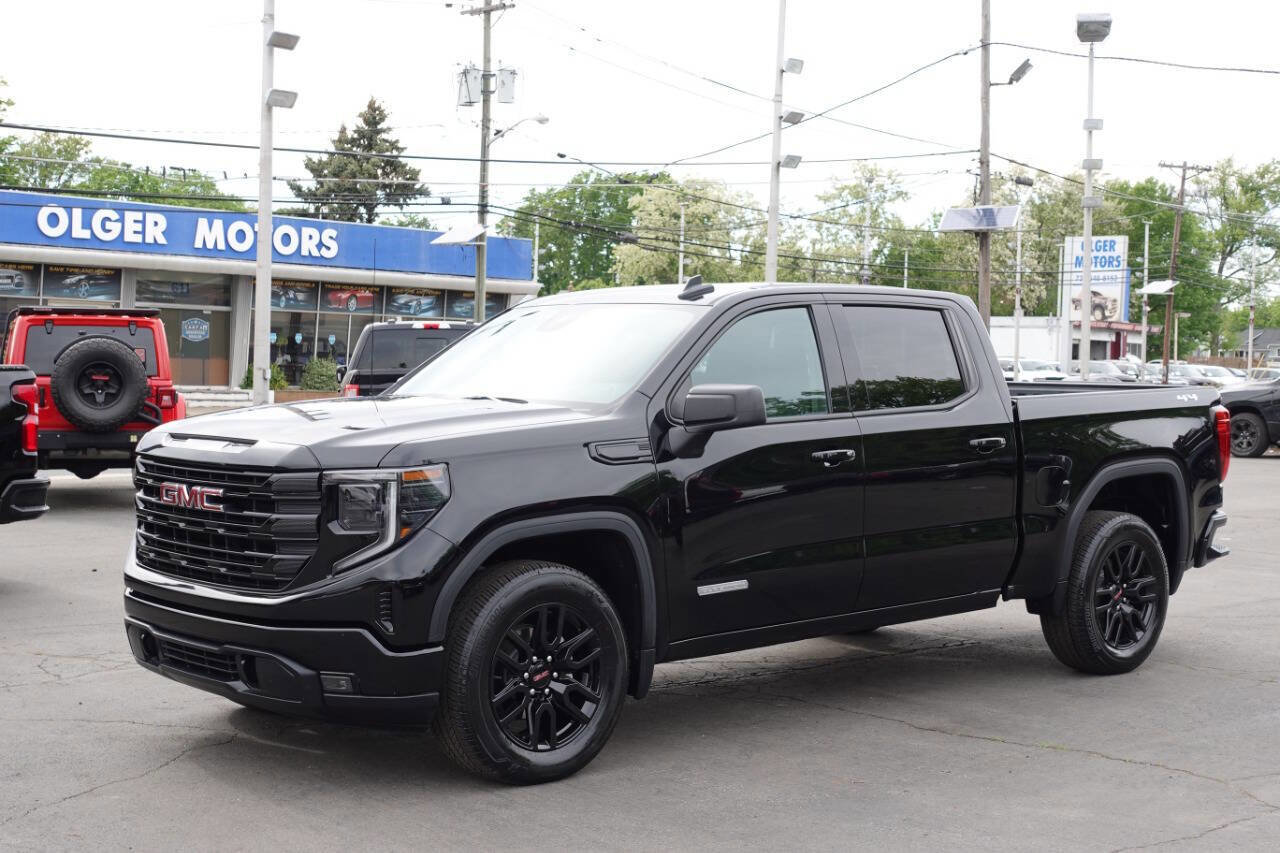 Used 2024 GMC Sierra 1500 Elevation AWD/4WD image 2