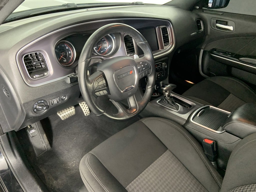 Used 2019 Dodge Charger Scat Pack w/ Navigation & Travel Group image 28