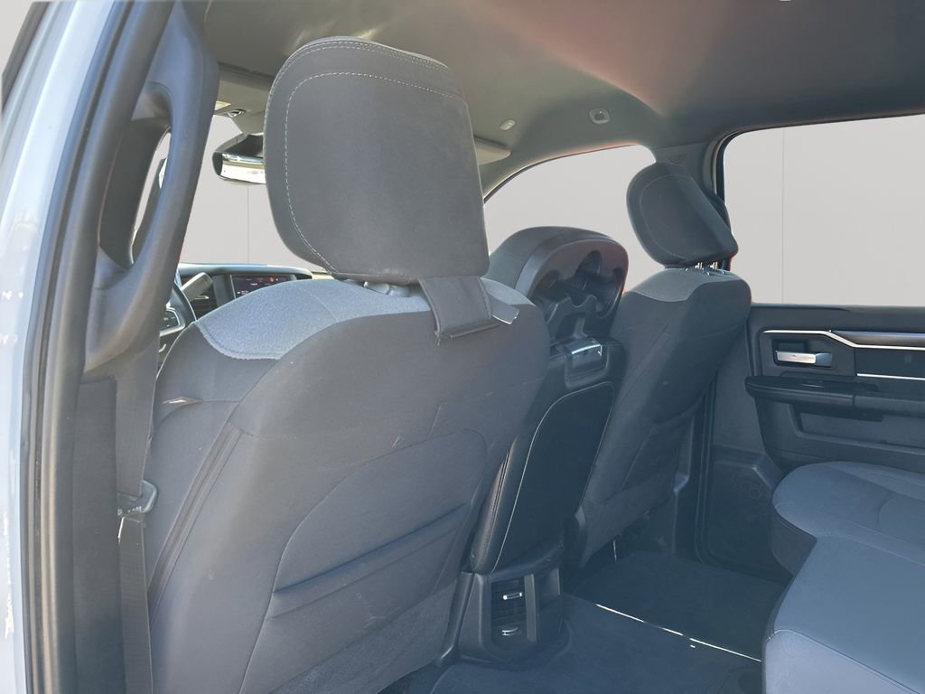 Used 2024 RAM 3500 Big Horn image 17