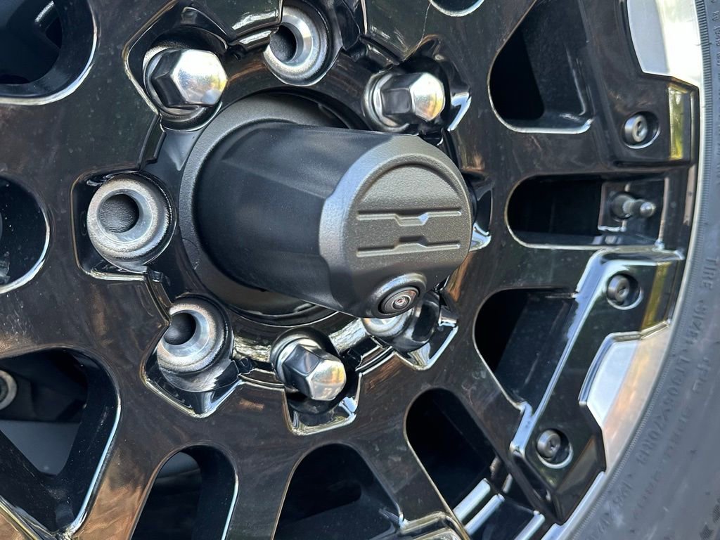 New 2025 GMC Hummer EV 2X w/ Extreme Off-Road Package image 14