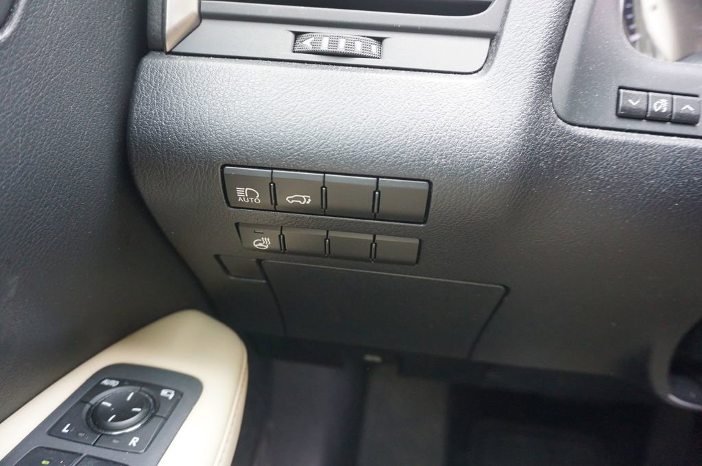 Used 2022 Lexus RX 350 AWD w/ Premium Package image 5