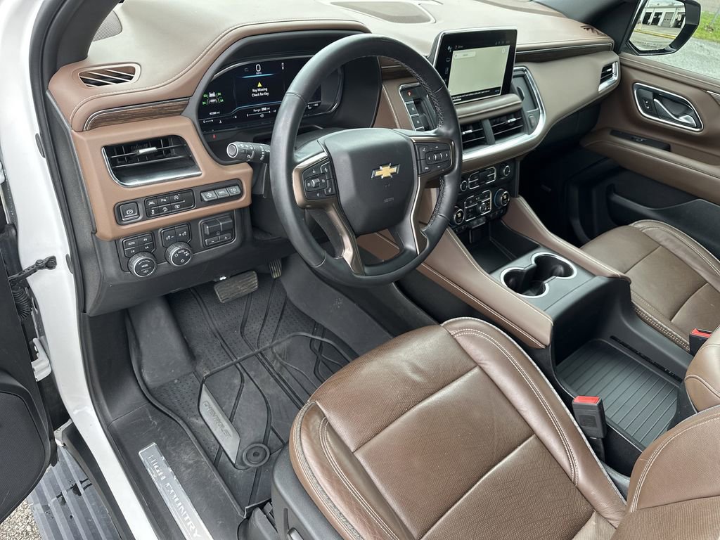 Certified 2024 Chevrolet Tahoe High Country AWD/4WD image 15