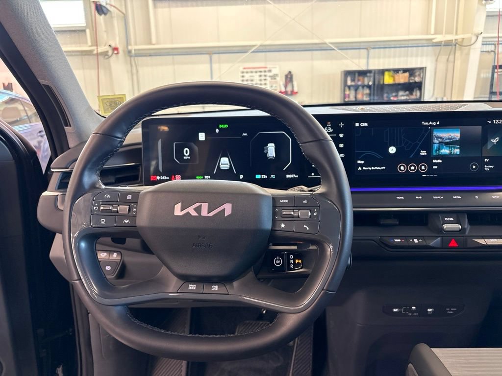 Certified 2024 Kia EV9 Land AWD/4WD image 12