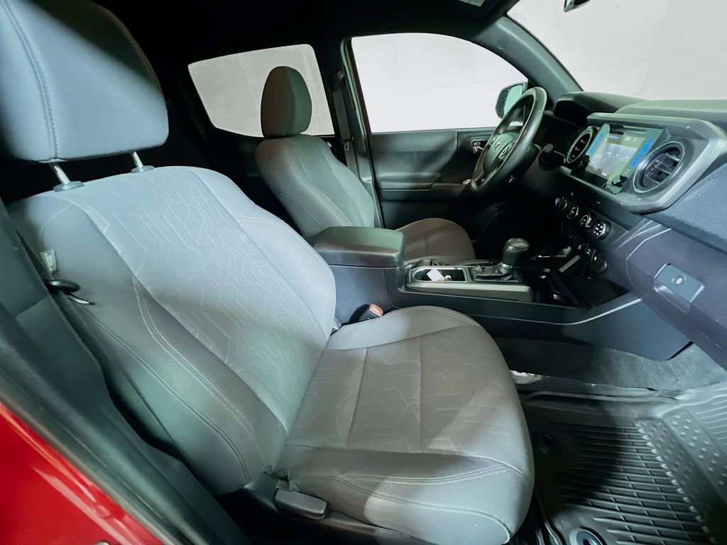 Certified 2019 Toyota Tacoma TRD Sport image 24