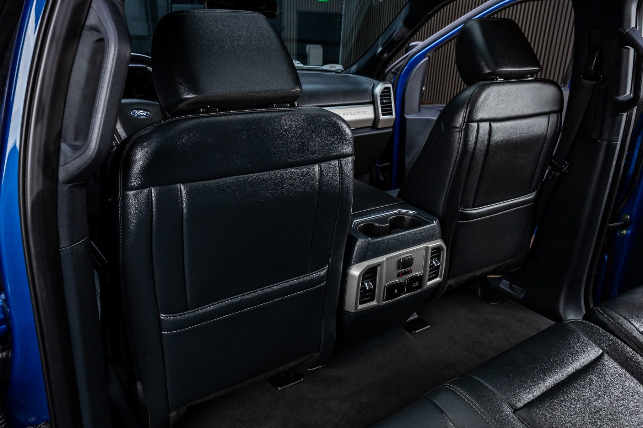 Used 2022 Ford F250 Lariat w/ Tremor Off-Road Package image 32