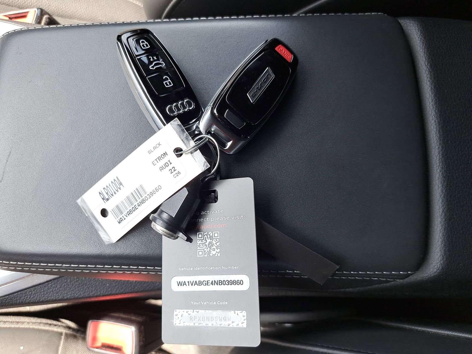 Certified 2022 Audi e-tron Chronos image 10