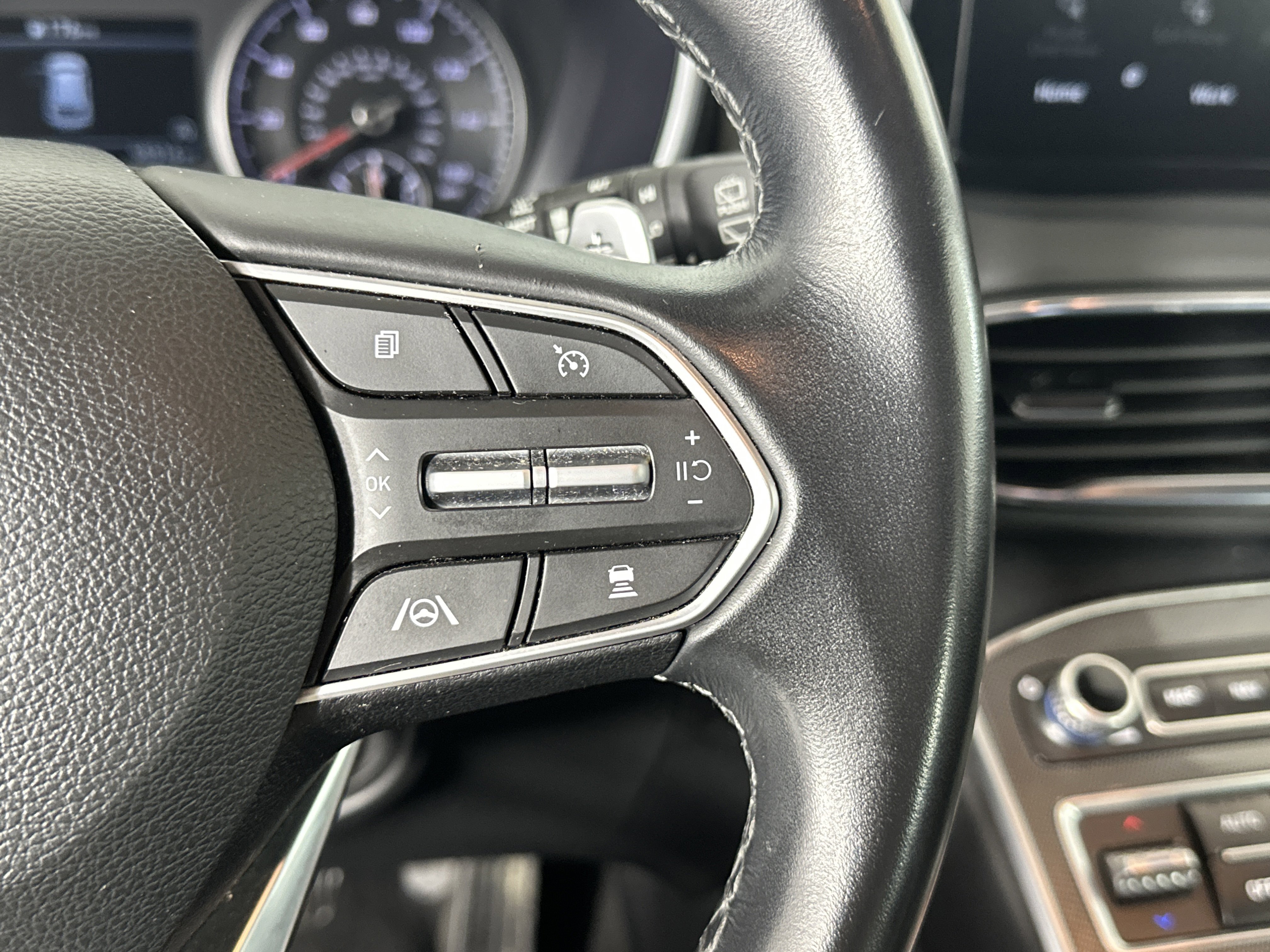 Used 2023 Hyundai Santa Fe SEL image 29