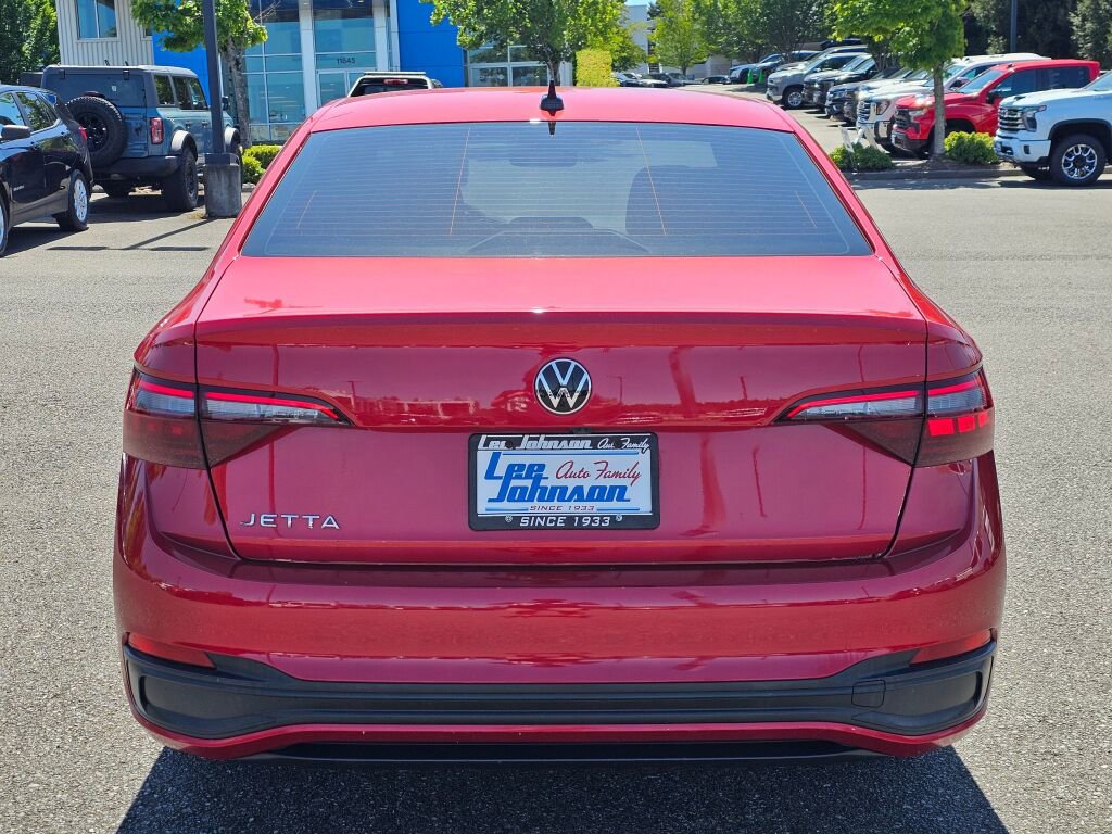 Used 2024 Volkswagen Jetta Sport FWD image 6