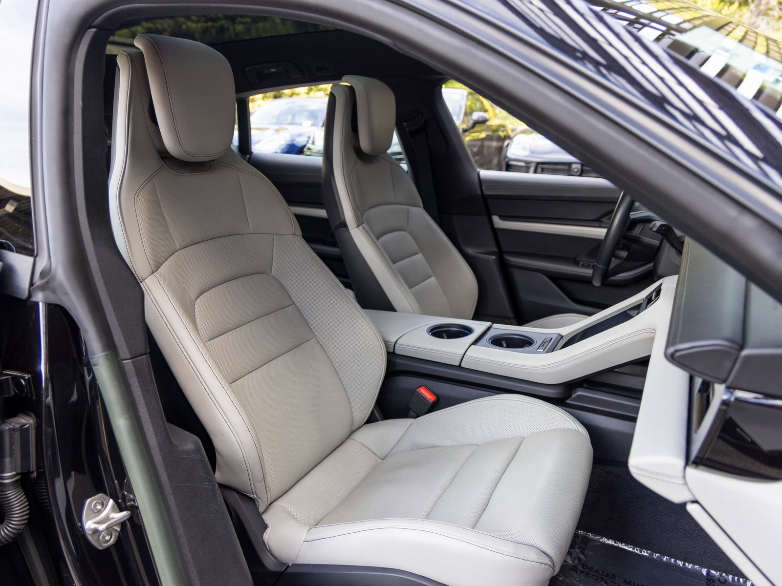 Certified 2022 Porsche Taycan 4 Cross Turismo image 54