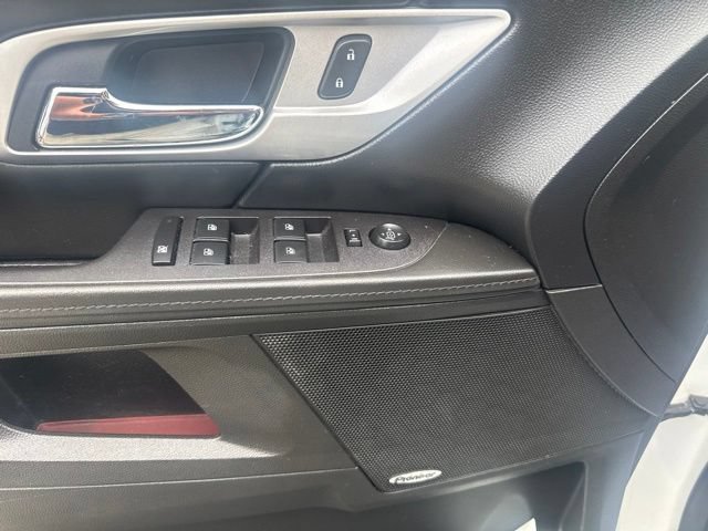 Used 2016 GMC Terrain SLT w/ Open Road Package AWD/4WD image 11