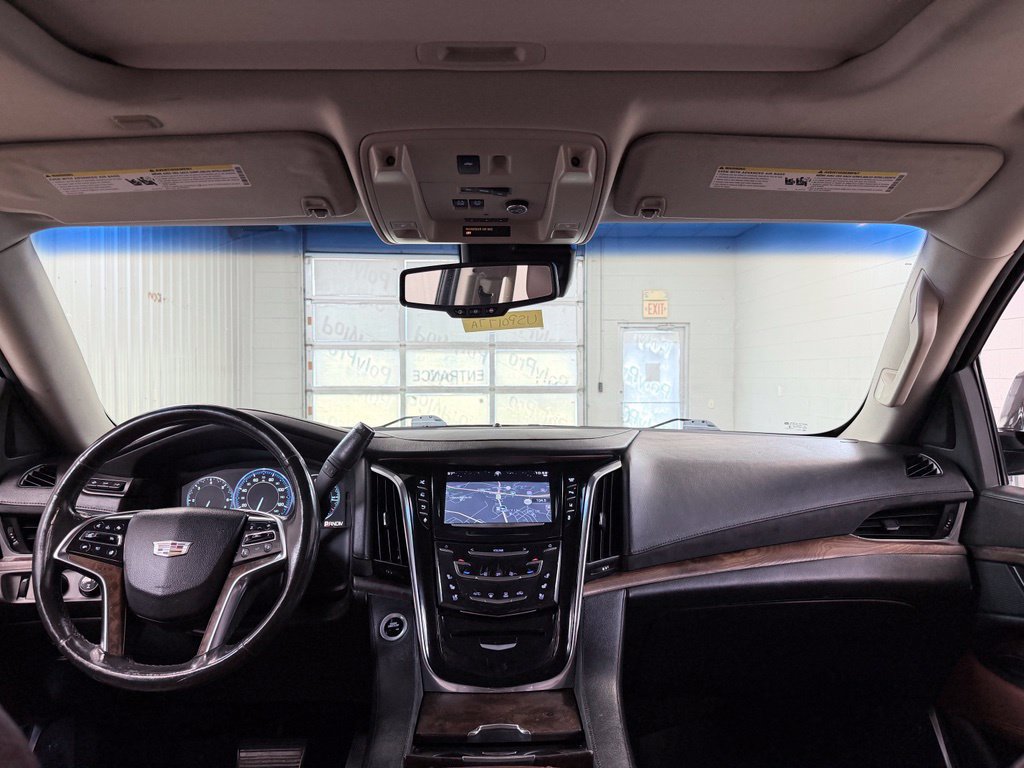 Used 2015 Cadillac Escalade ESV Premium AWD/4WD image 33