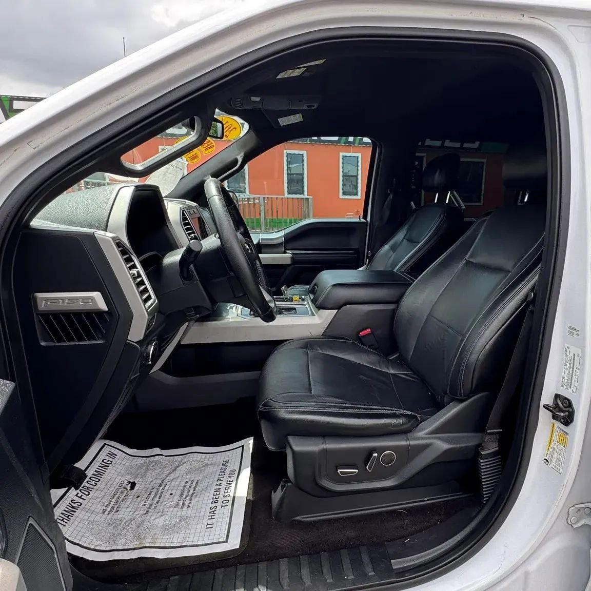 Used 2016 Ford F150 Lariat image 10