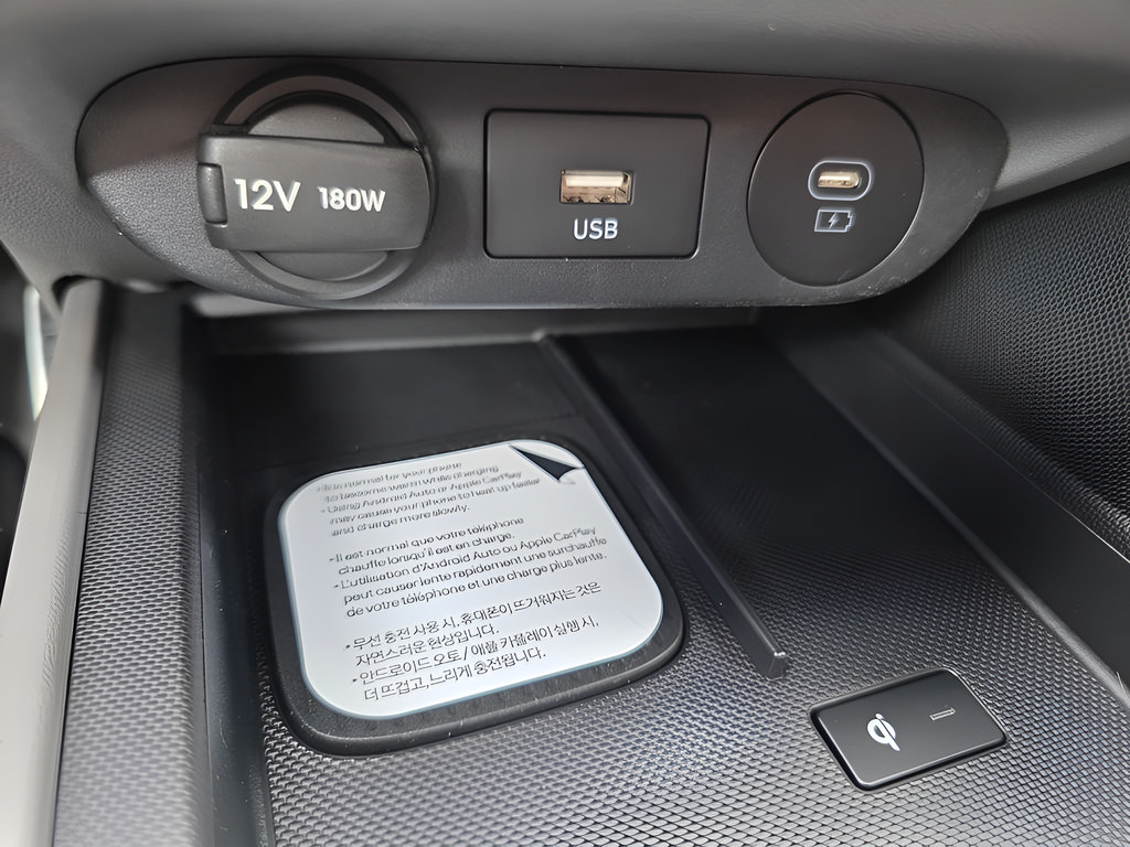 New 2026 Hyundai Elantra Sport FWD image 21