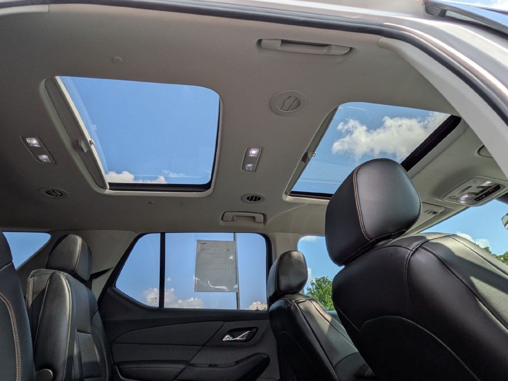 Used 2019 Chevrolet Traverse Premier w/ Redline Edition AWD/4WD image 31
