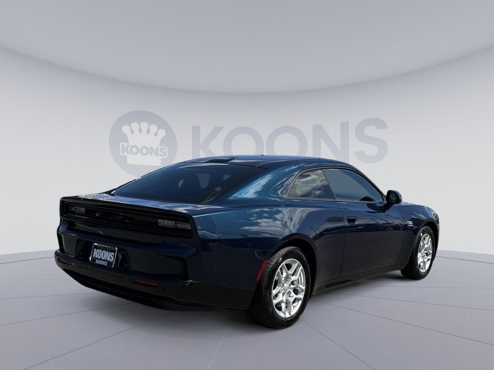 Used 2025 Dodge Charger R/T w/ Sun & Sound Package image 7