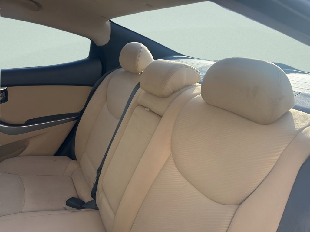 Used 2013 Hyundai Elantra GLS image 12