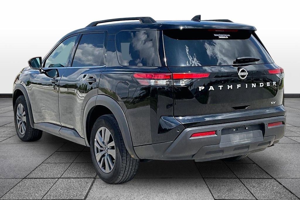 Used 2024 Nissan Pathfinder SV FWD image 10